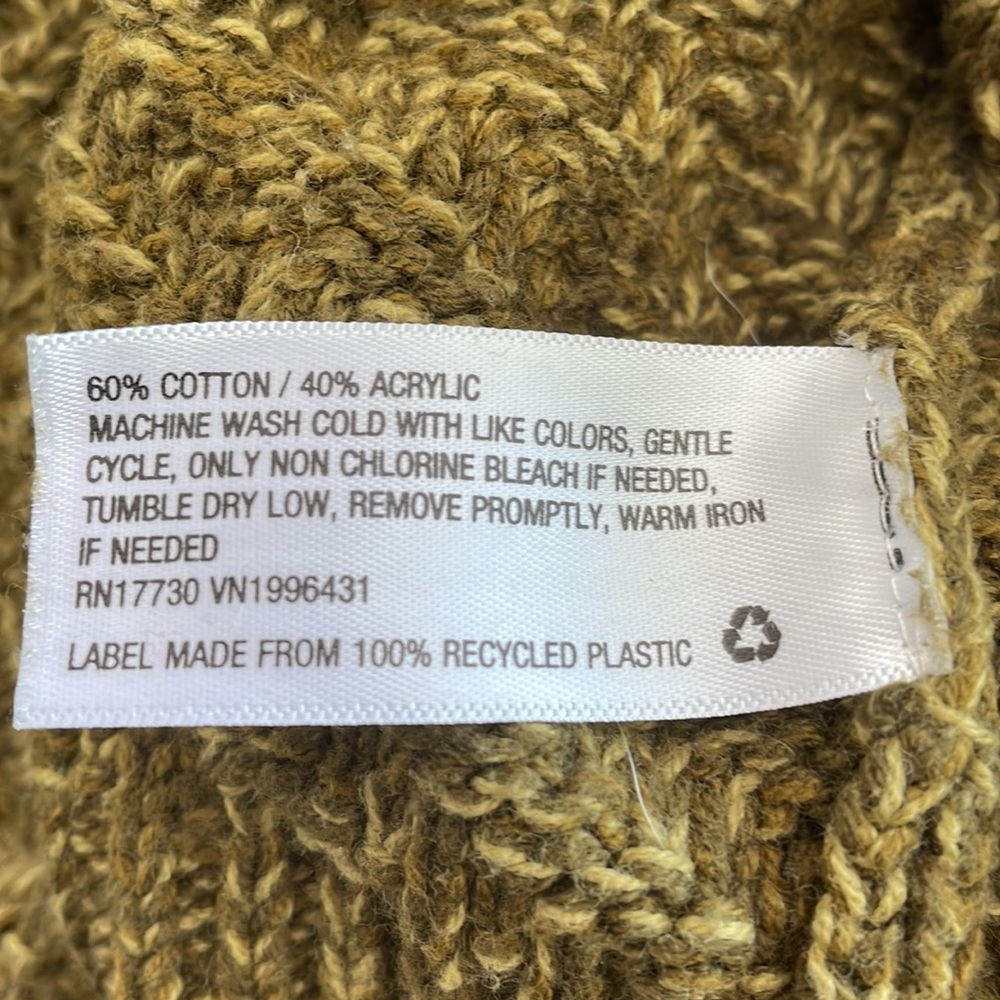 Universal Thread Goods Co. - Picture 4 of 5